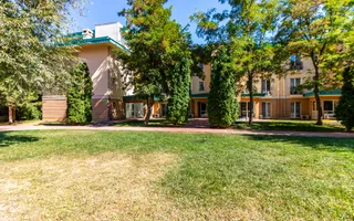 Apartament în Cosmopolis Renovat Modern - Poză 13
