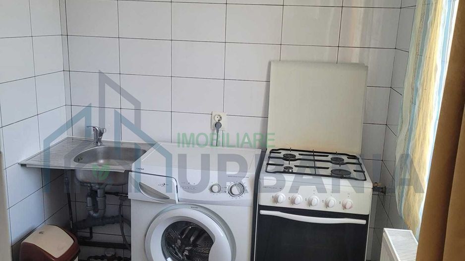 # Apartament cu 1 camera zona Podul de Fier - Poză 5