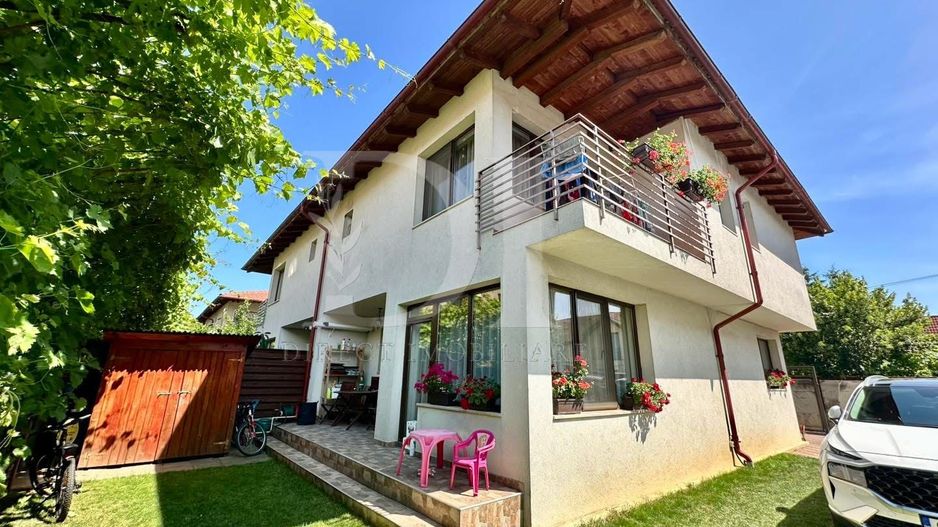 Casa 5 camere / strada Someşului / 120 mp, teren 167 mp liber - Poză 1
