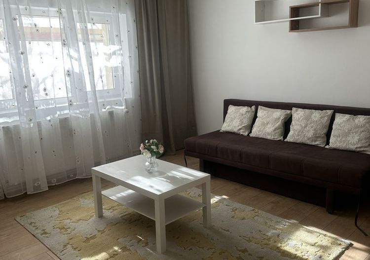 Inchiriere Apartament 3 camere, renovat recent, 80 mp, lângă metrou Timpuri Noi - Poză 1