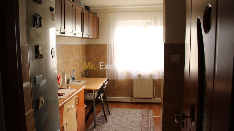Apartament cu 3 camere decomandat, 71 mp – zona 9 Mai - Poză 5