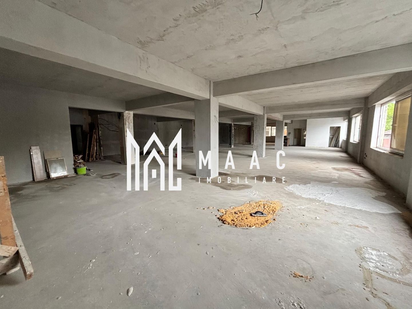 Spatiu comercial | Etaj 1 | 600 MPU | Central - Poză 3