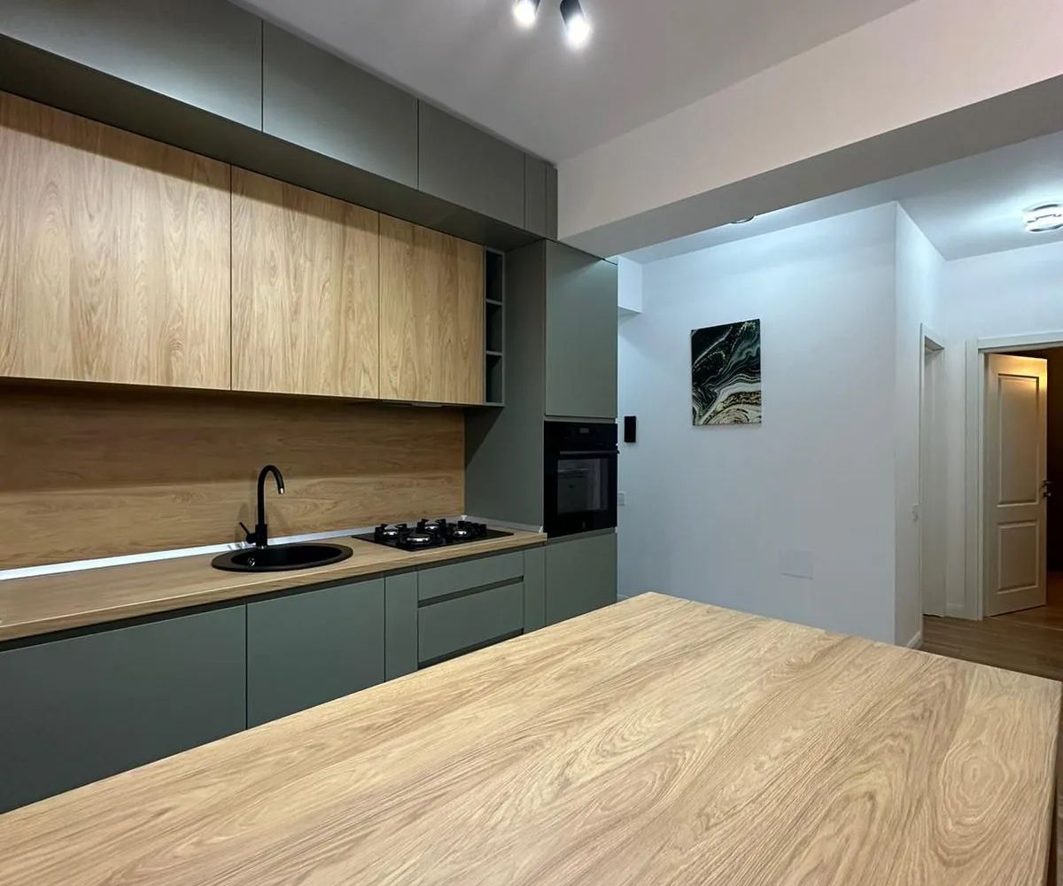 Apartament cu 3 camere decomandat - Cortina North - Poză 4