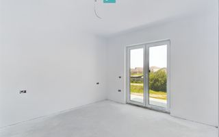 Duplex P+1 deosebit în Moșnița Veche - Poză 8