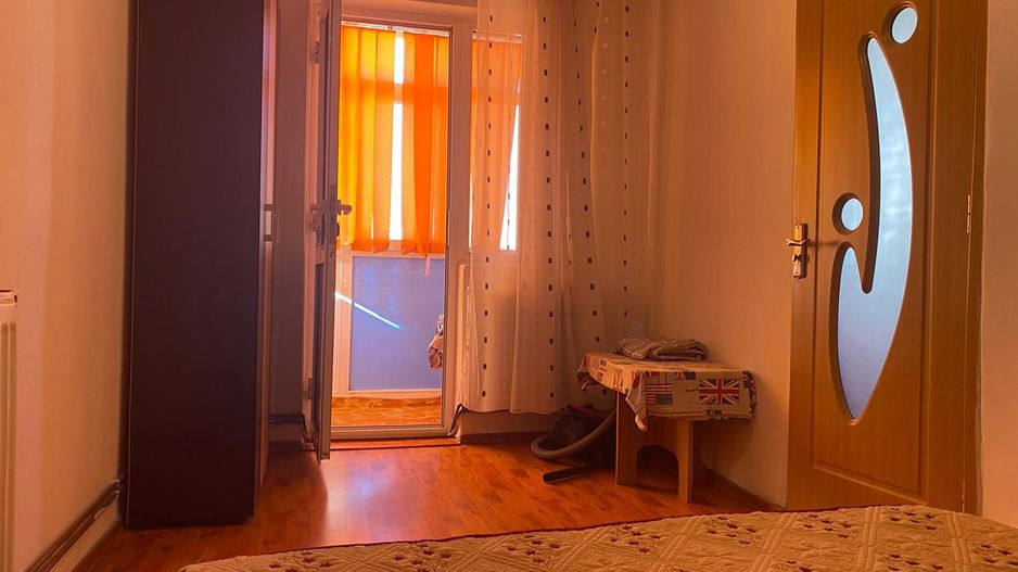 Vanzare apartament cu 2 camere in Targoviste - M11 - etajul 3 - Poză 4