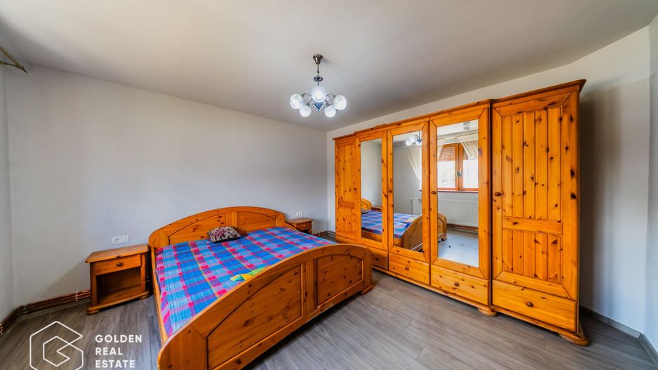 Casă 3 camere renovată în Bujac-Sega , 2 corpuri, teren 572 mp - Poză 13