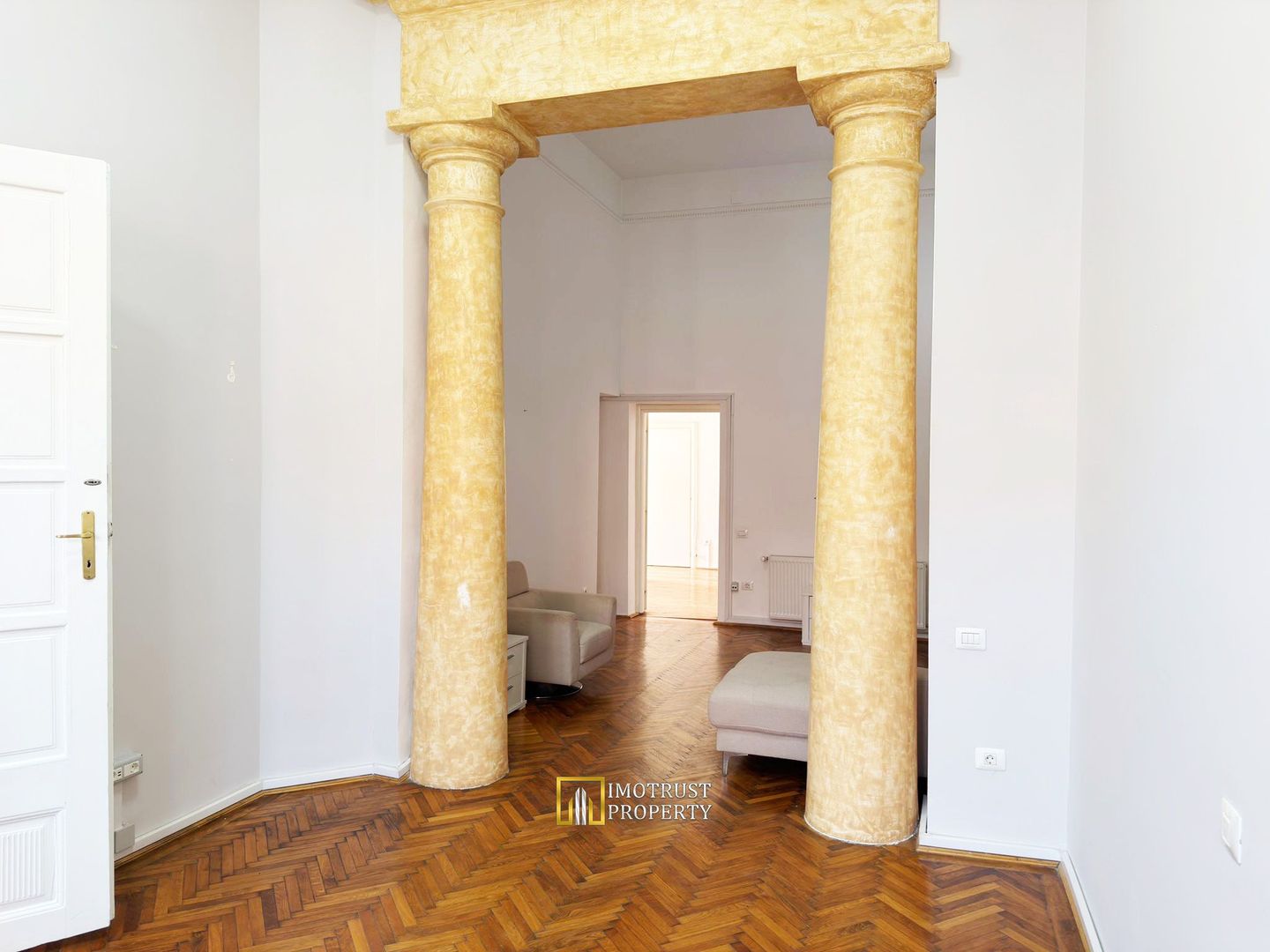 De închiriat – Spațiu birouri 256 mp | Ultracentral Arad - Poză 6
