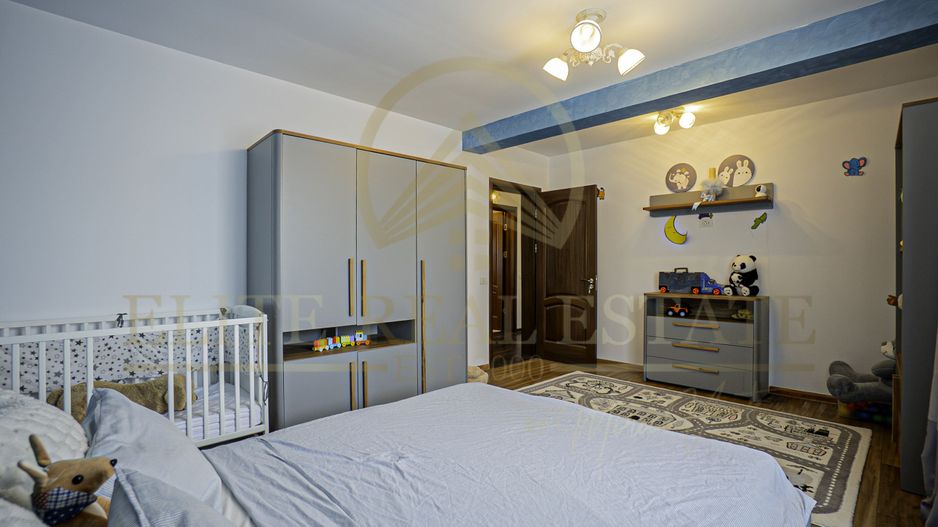 Valu lui Traian - Casă P+1E, 4 dormitoare, terasă acoperită - Poză 16