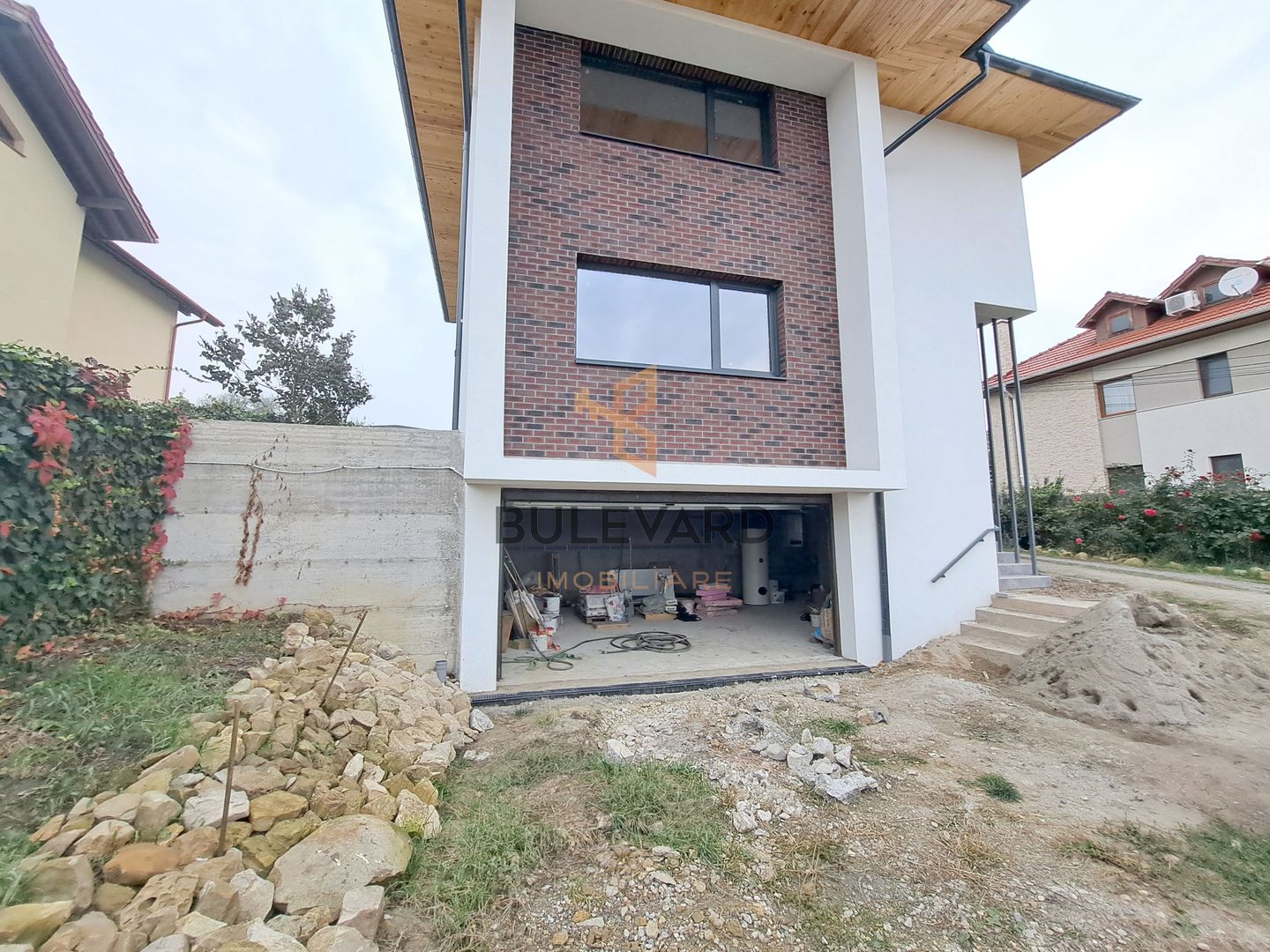 Casa individuala in cartierul Borhanci! - Poză 5