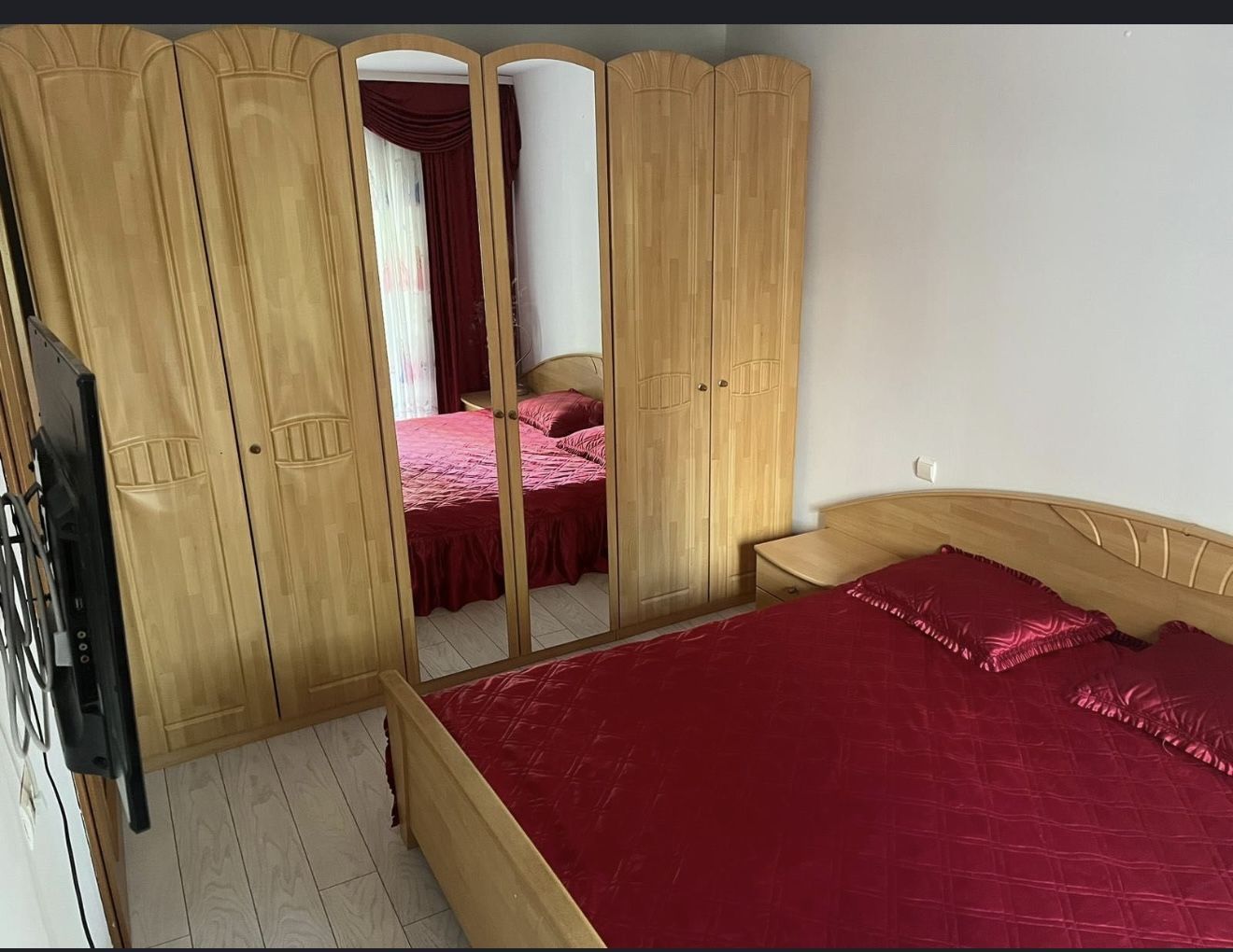 🏡 Apartament 3 camere de închiriat – spațios,luminos si bine amplasat - Poză 8