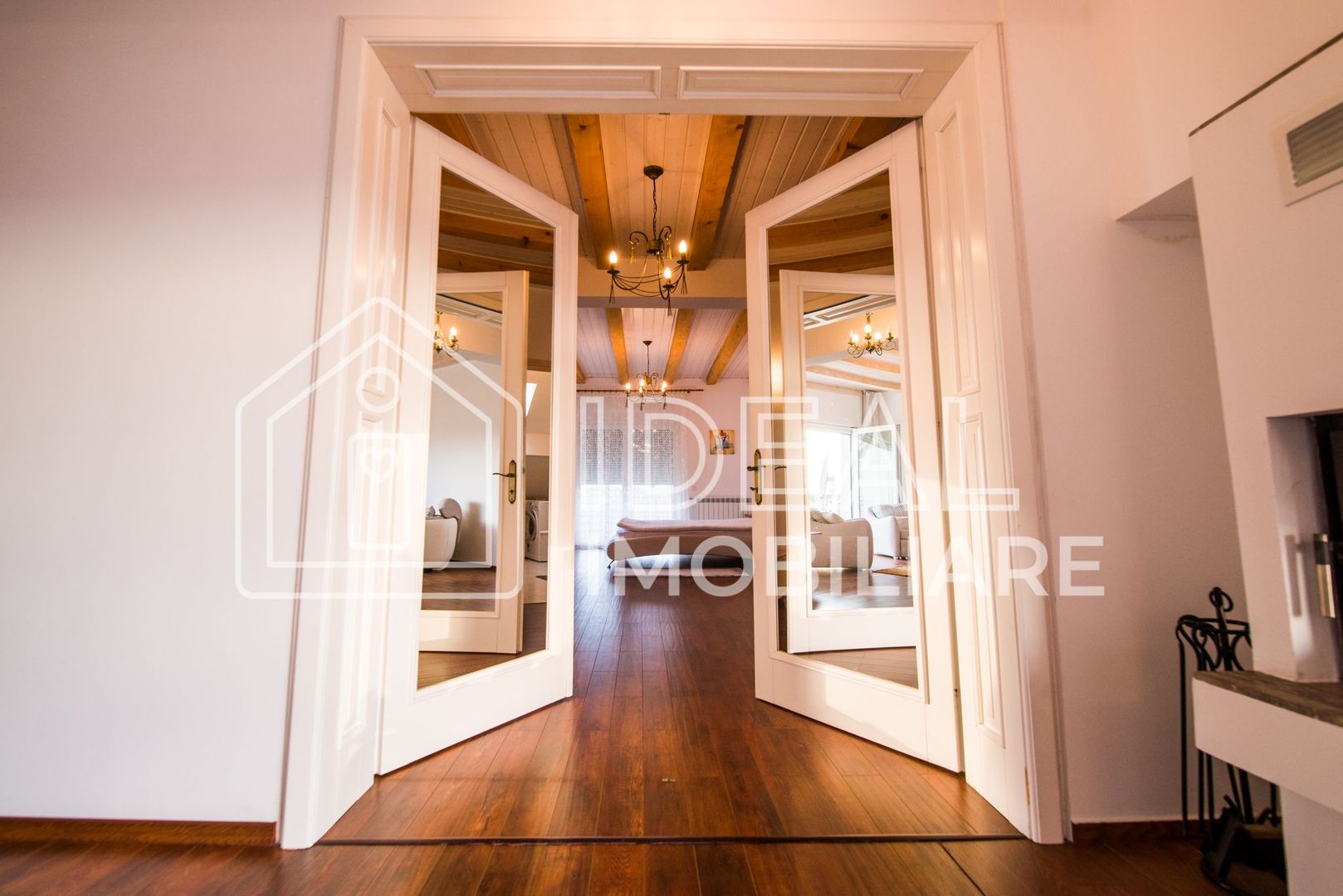 Penthouse de lux de inchiriat - zona Calea Dumbravii - Poză 3