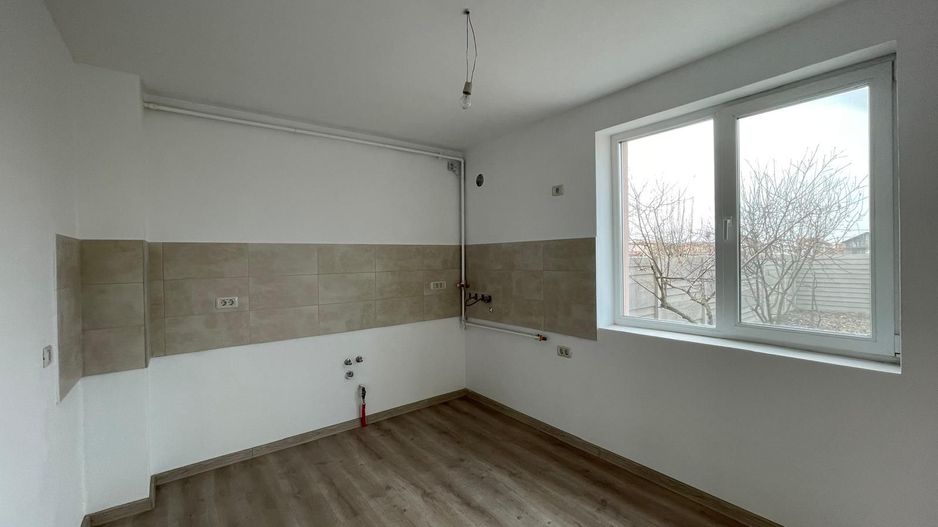 Duplex 4 camere - toate utilitatile - Mosnita Noua - Poză 3