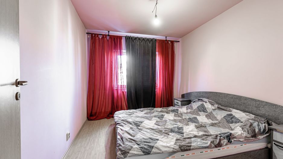 REZERVAT! Apartament 5 camere în Micălaca - Poză 5