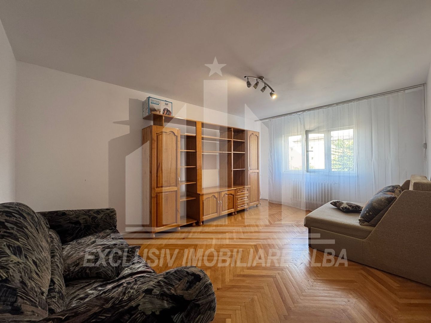 Apartament 3 camere decomandate | 66 mp | Etaj intermediar | Tolstoi - Poză 2