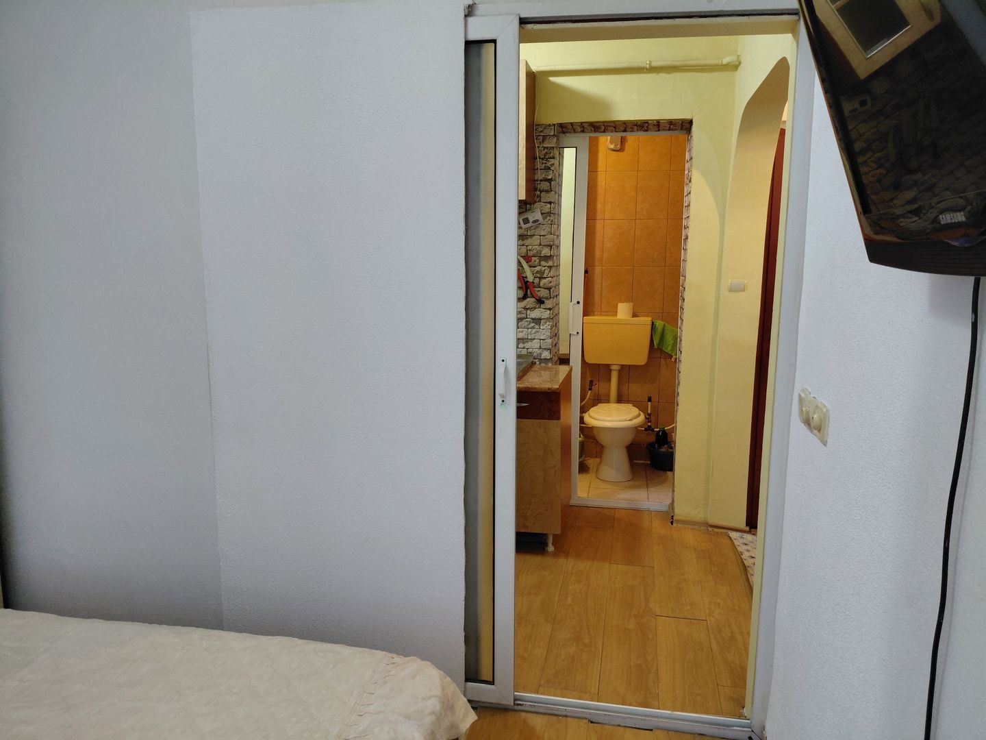 Apartament  2 camere, Micro 19,et 1,mobilat si utilat - Poză 7