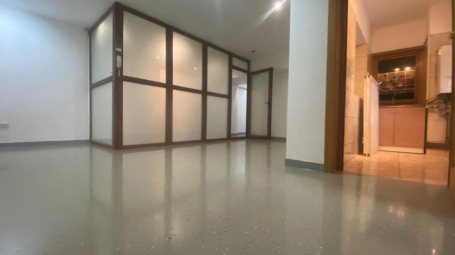 Apartament 4 camere-Ideal Birouri / Sediu Firmă – Etaj 1 – Comision 0% - Poză 11