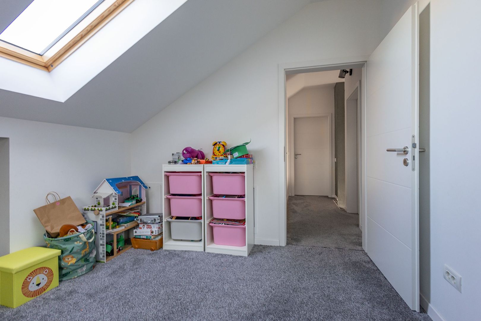 Casa deosebita de vanzare in Giarmata COMISION 0% CUMPARATOR - Poză 17