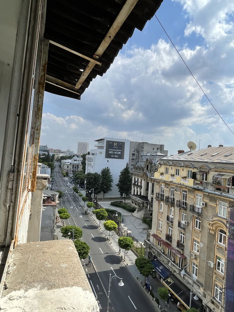Apartament Calea Victoriei nr 208, risc 1, vedere stradala. - Poză 8