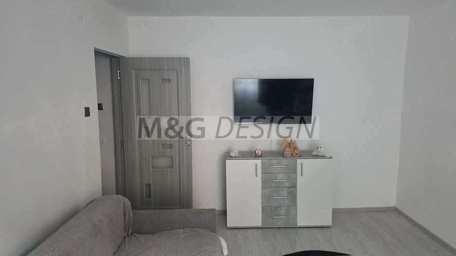 Apartament cu 3 camere Calea Sagului  etaj 2 - Poză 3