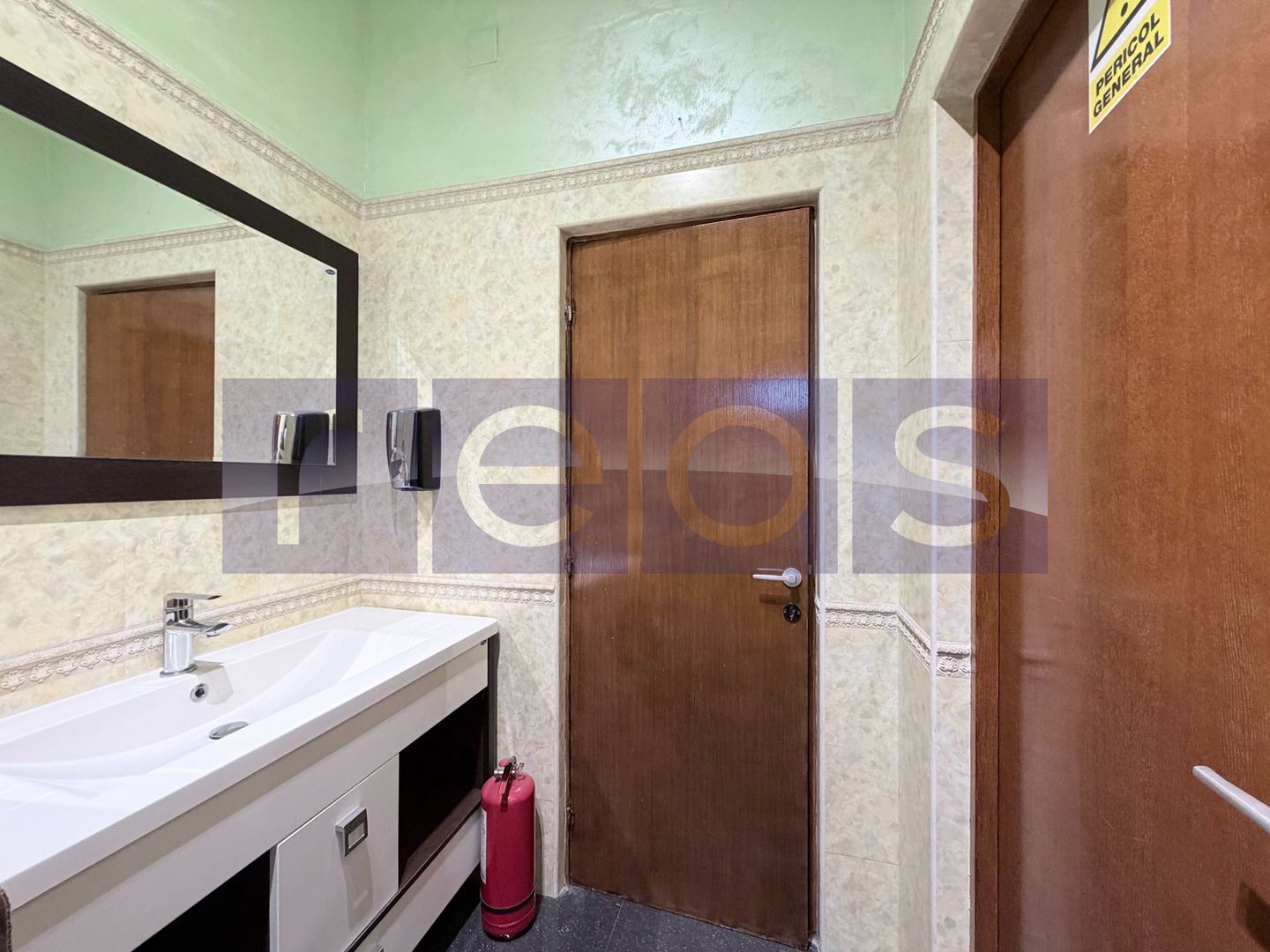 VANZARE SPATIU COMERCIAL | BIROURI 212 MP | STRADAL | VIZIBILITATE EXCELENTA | - Poză 9