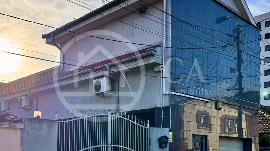 Casă P+E cu 4 camere de vânzare în zona Prima Oneștilor, Oradea - Poză 2