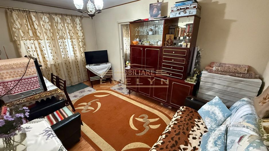 Apartament cu 3 camere de vânzare – Etaj 2- Str. Sucevei - Poză 3