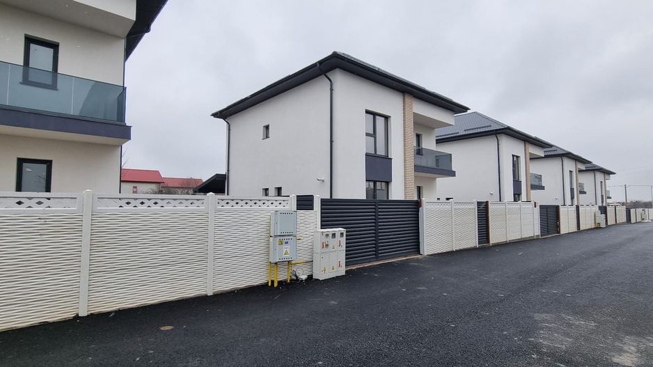 Complex rezidențial exclusivist de case individuale - Poză 2