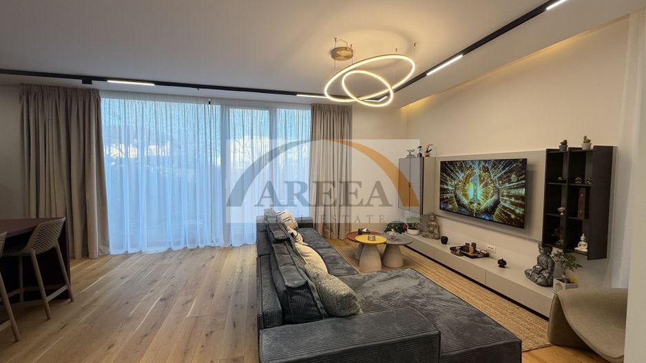 Vila 5 camere complex residential Tunari - Poză 37