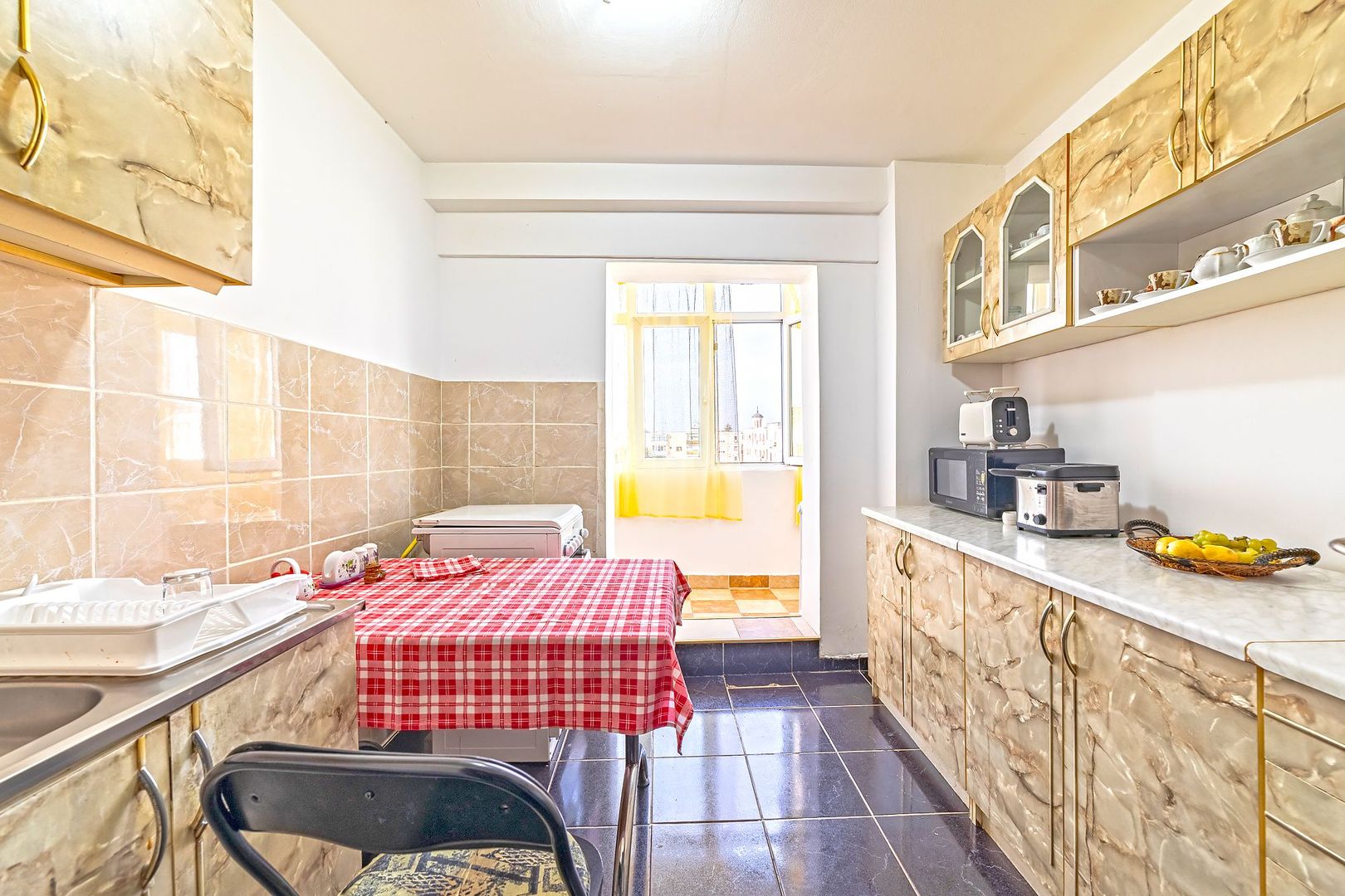 Apartament decomandat cu 2 camere Micalaca - Poză 4