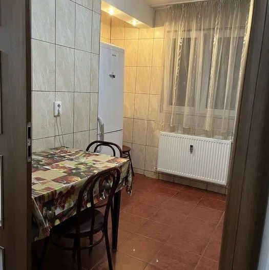 AP. 2 CAMERE GHENCEA, BUCATARIE INCHISA, MOBILAT MODERN, LIBER - Poză 6