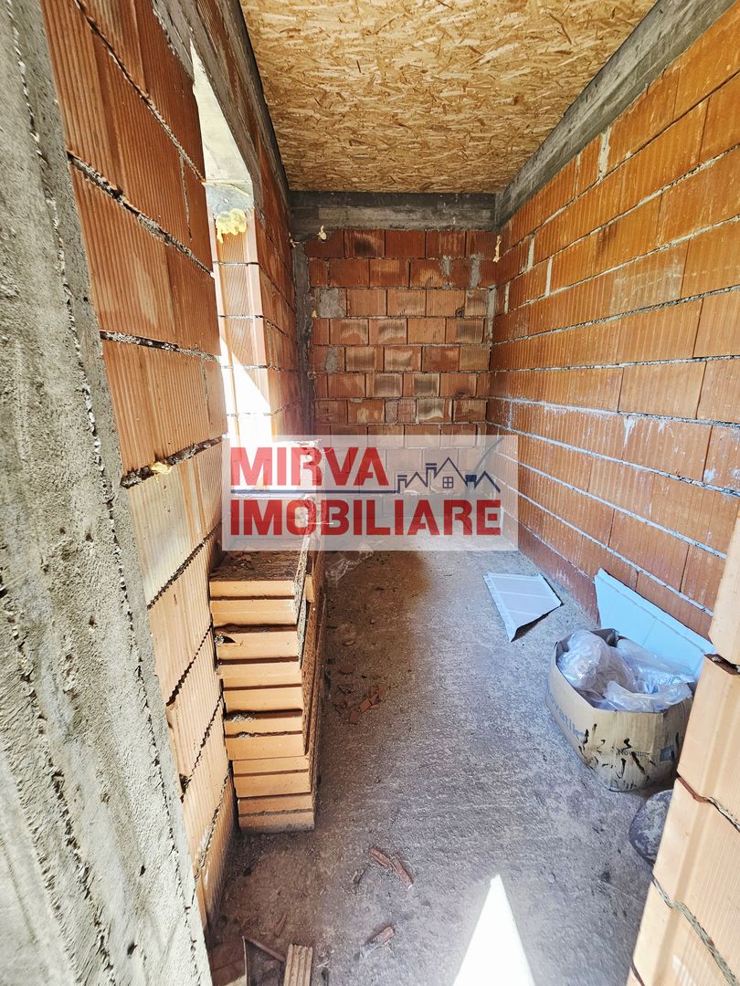 🏡 Casă la roșu cu 4 camere, 122 mp utili, teren 465 mp – Băicoi - Poză 46