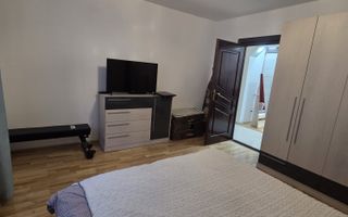 Apartament la casă de închiriat  parter, 70 mp utili Șelimbăr, zona Pictor Brana - Poză 9