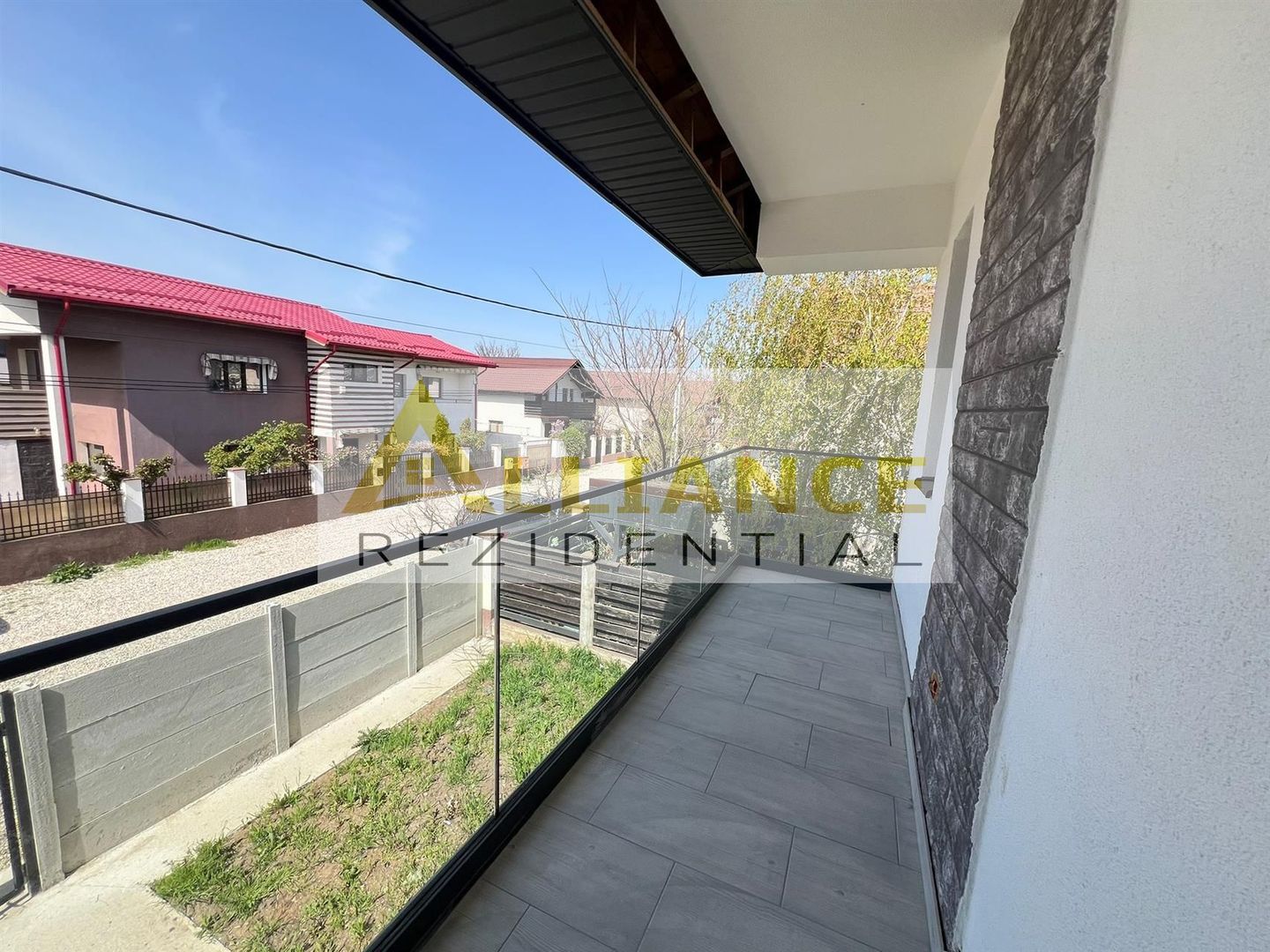 Vila Individuala - 5 camere-3 bai-Strada Miorita-500 M  de STV - Poză 20