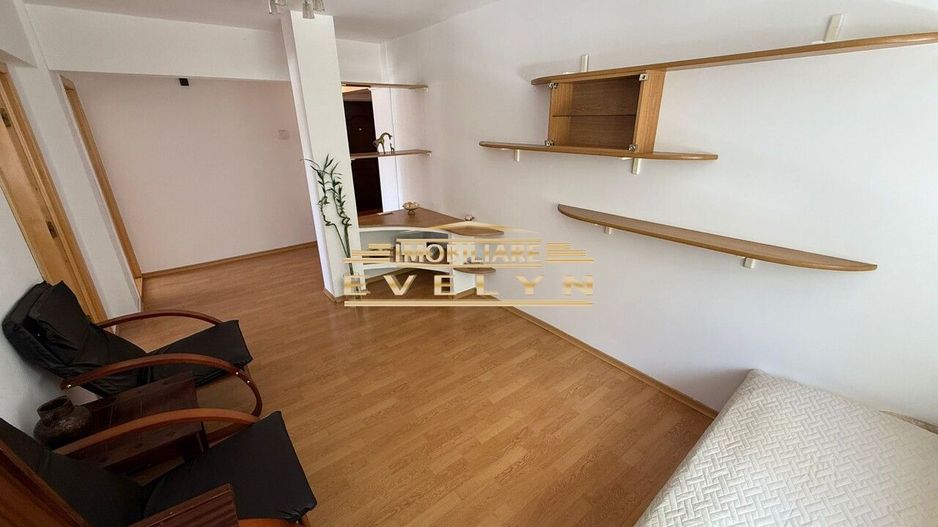 Apartament 4 camere  | Etaj 1 | Zona Școala Nr. 6 – Str. Bucovina - Poză 3