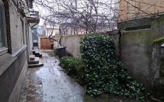 URGENT!, vila singur curte, rezidential/birouri, libera, NEGOCIABIL - Poză 15