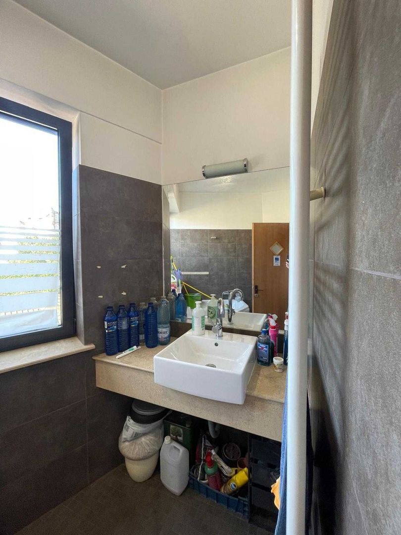 De vanzare Apartament 3 camere, ULTRACENTRAL, Mitropolie, bloc nou - Poză 6