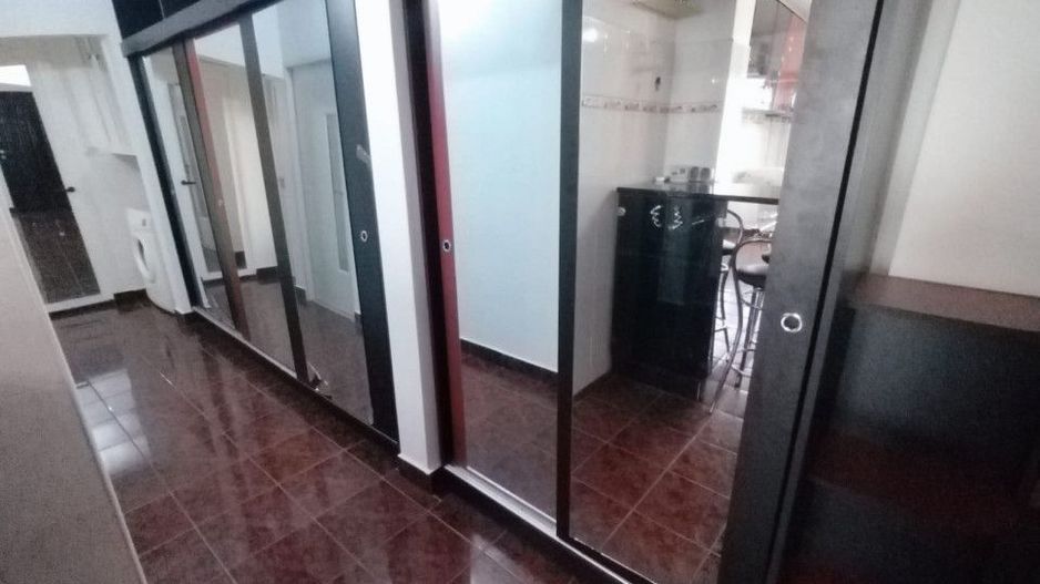 Apartament 3 camere, etaj 1, aproape de Facultate, zona Micalaca - Poză 12