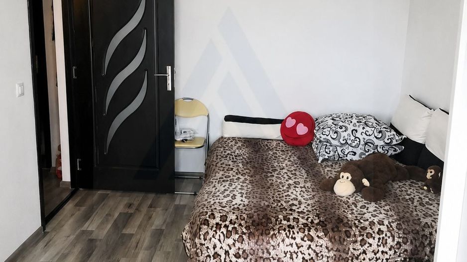 Garsoniera moderna etaj 2 balcon inchis zona Hipodrom  IV - Poză 2