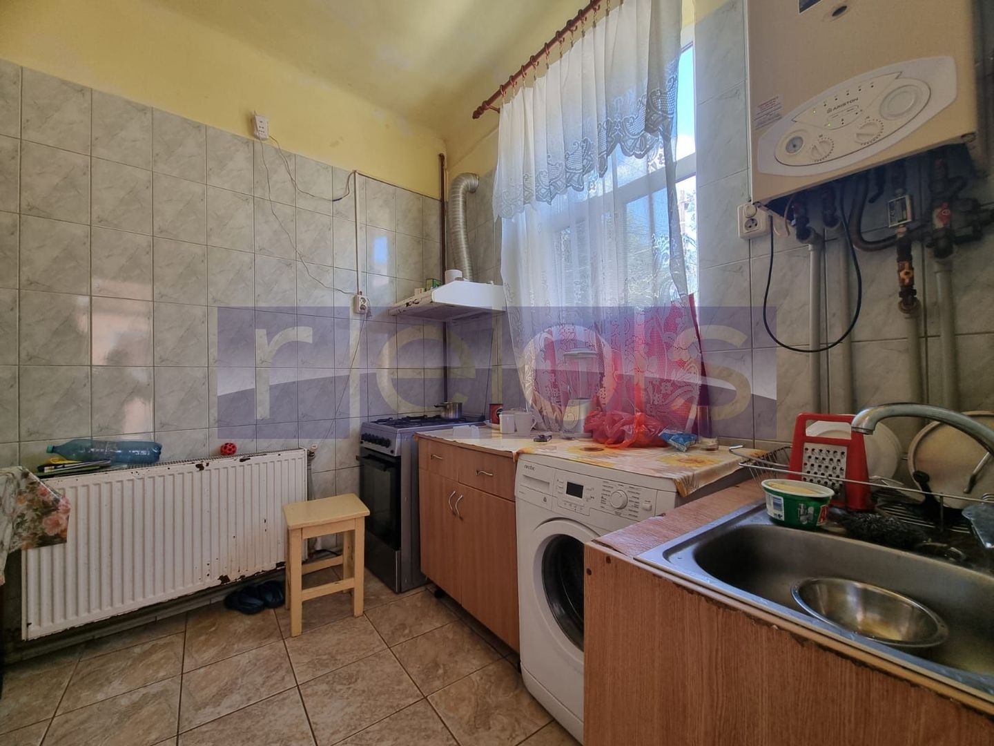 VANZARE CASA 2 CAMERE | ZONA TINERETULUI -CURTE COMUNA - Poză 9