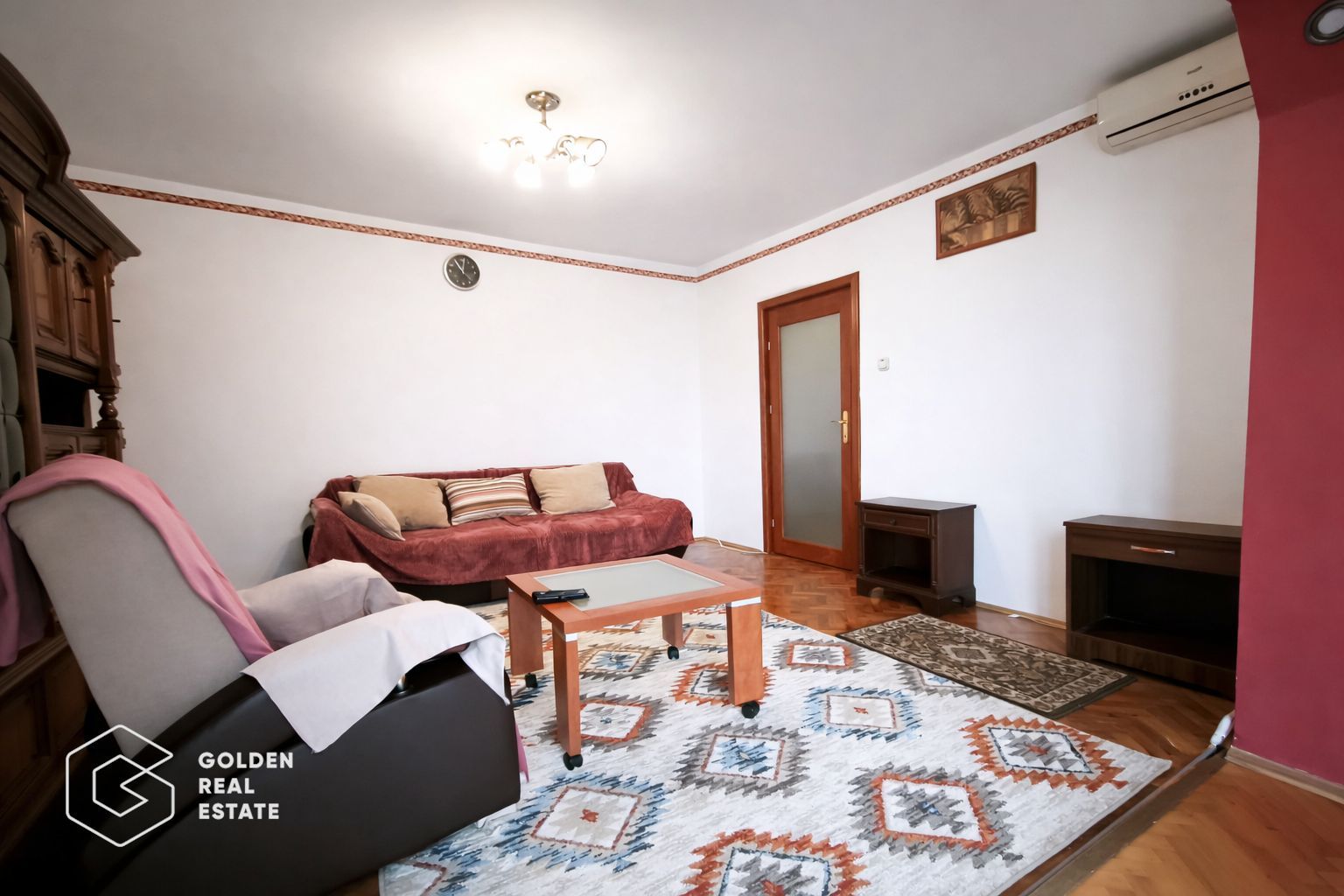 Apartament spatios si practic, centrala proprie, Micalaca - Poză 1