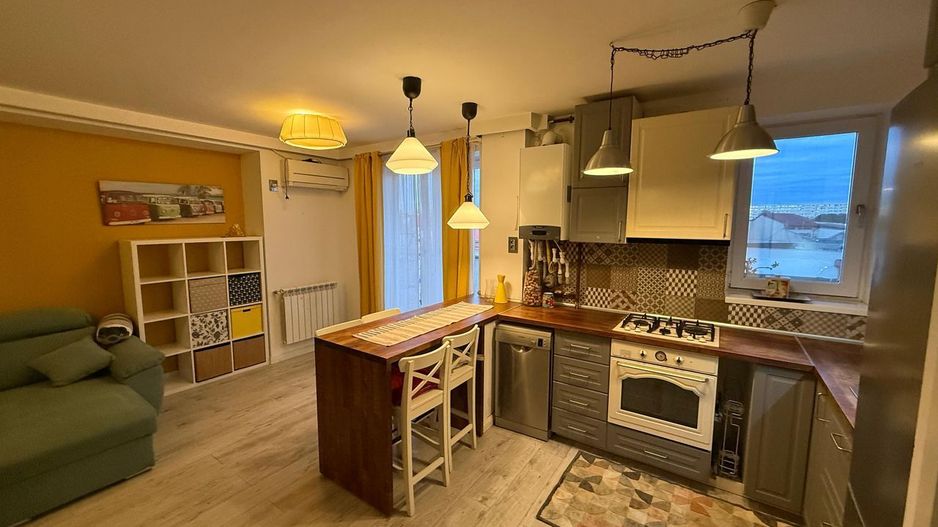 Închiriere Apartament 3 camere, 67,5 mp, etaj 3, bloc 2019, centrală proprie - Poză 6
