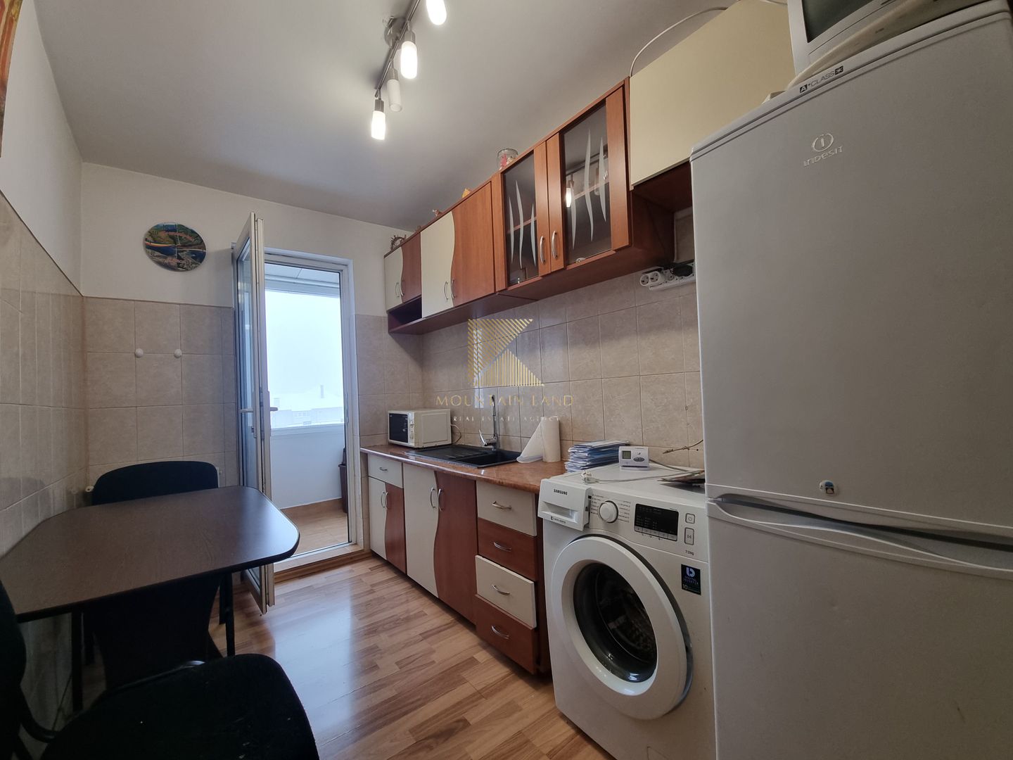 Apartament decomandat | 3 camere | 65 mpu | Tractorul, Mociulschi - Poză 2