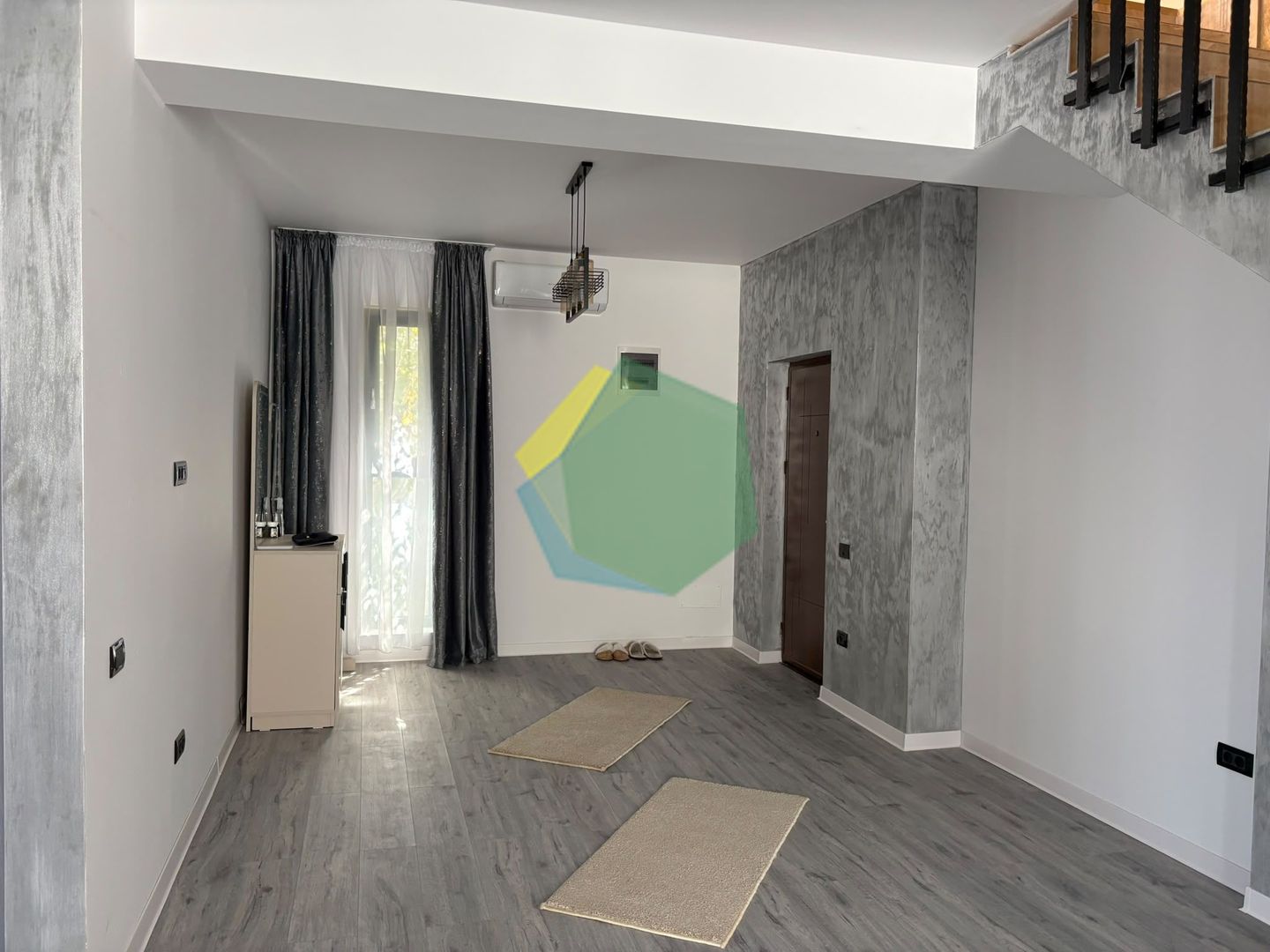 APARTAMENT 3 CAM/OTOPENI P+M - Poză 4