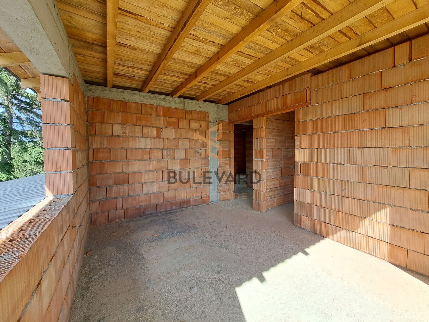 Casa la rosu 172 mp utili, 750 mp teren, view superb! - Poză 25