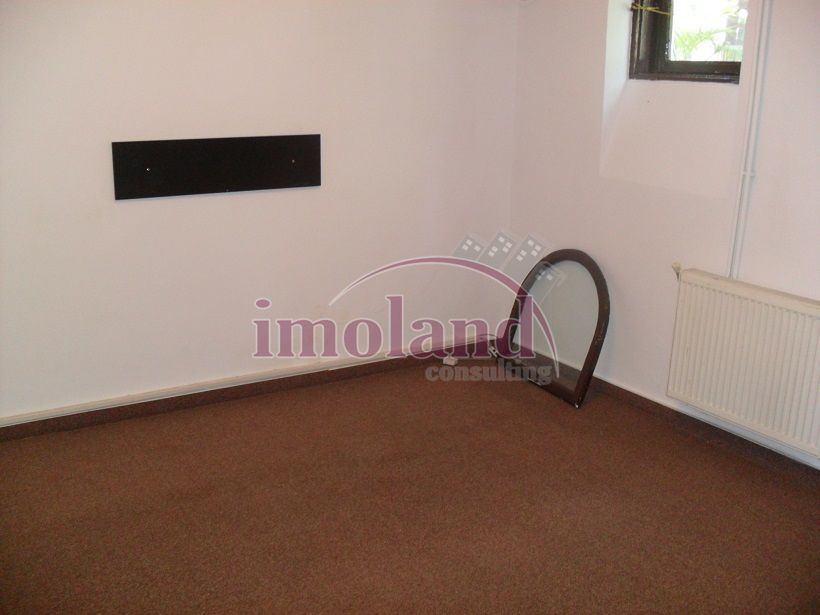 VILA DE INCHIRIAT DOROBANTI CAPITALE - Poză 9