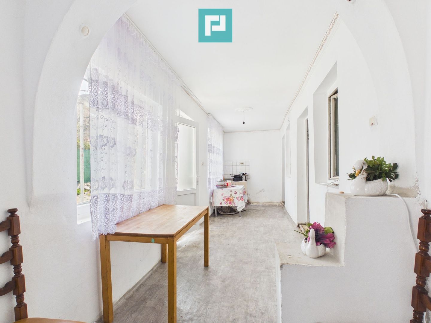 Apartament la curte comună pe strada Mărășești - Poză 5