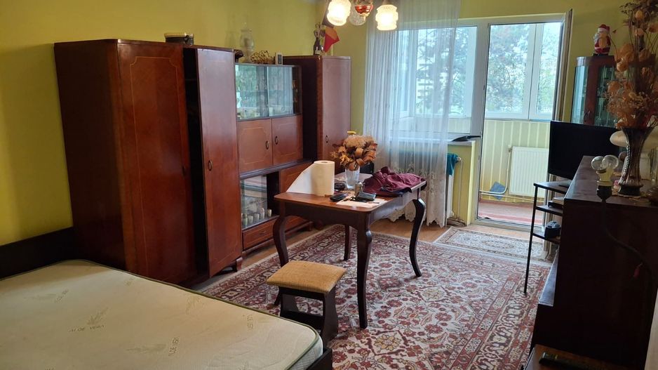Apartament cu doua camere de inchiriat - Poză 1