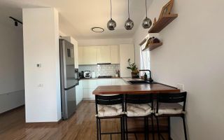 Apartament nou la asfalt.Mobilat si utilat complet. 2 locuri de parcare. - Poză 1
