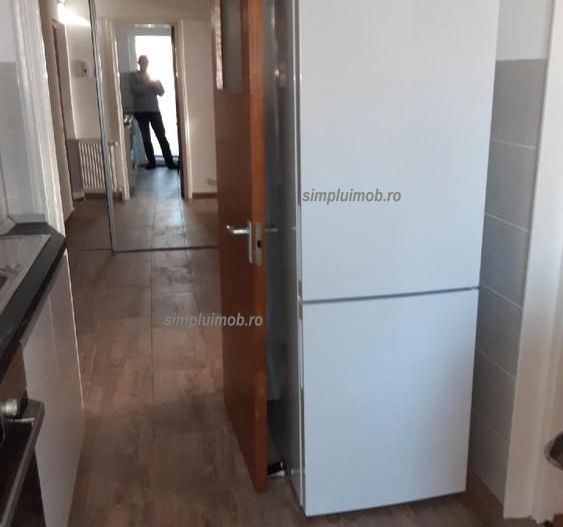 Vand apartament 2 camere, mobilat, la 5 minute de metrou Costin Georgian - Poză 12