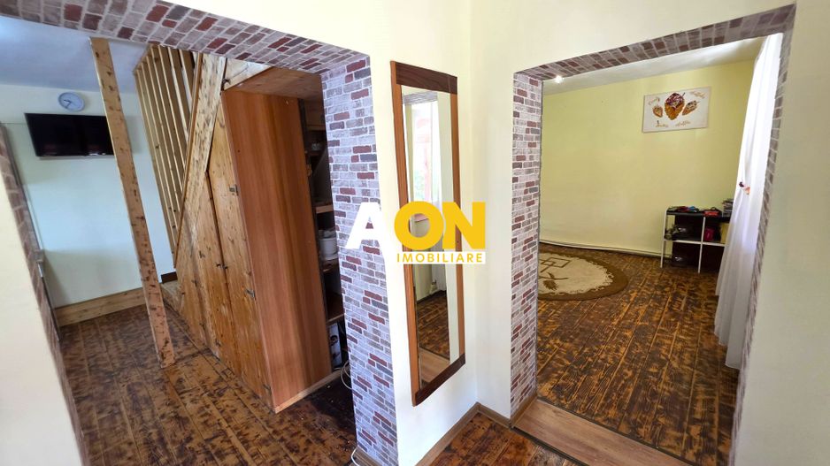 Casa 4 camere + anexe, 636 mp teren, la asfalt, Vințu de Jos - Poză 12